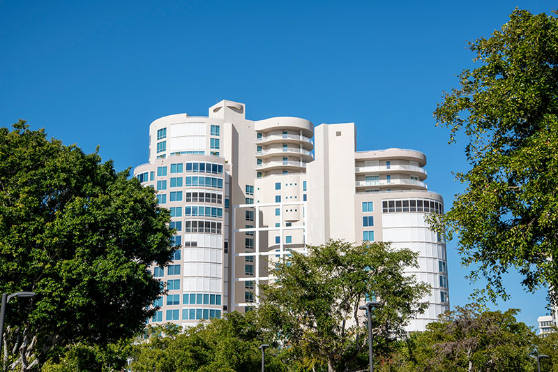 Fine Magazine - Iconic Gulf-Front Towers and Elegant&nbsp;Residences